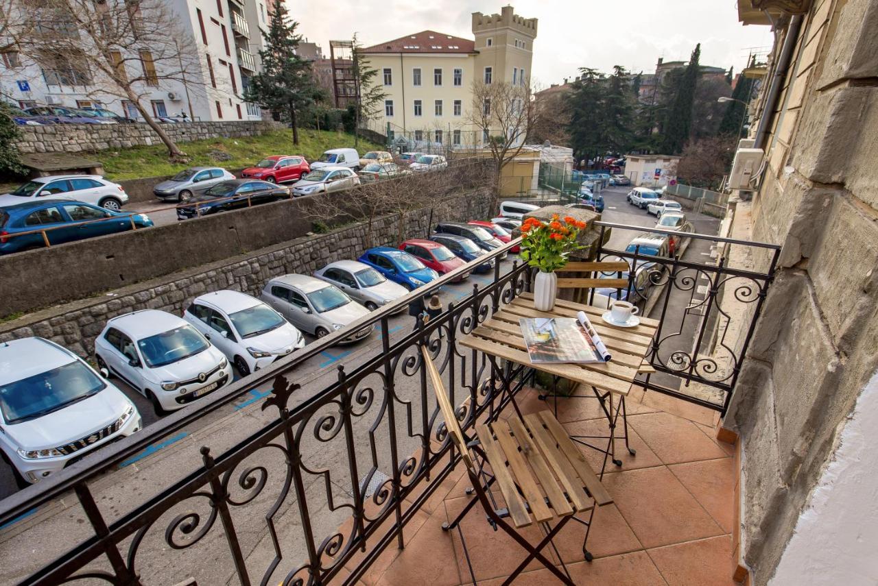 Wien Apartment Rijeka Exteriör bild
